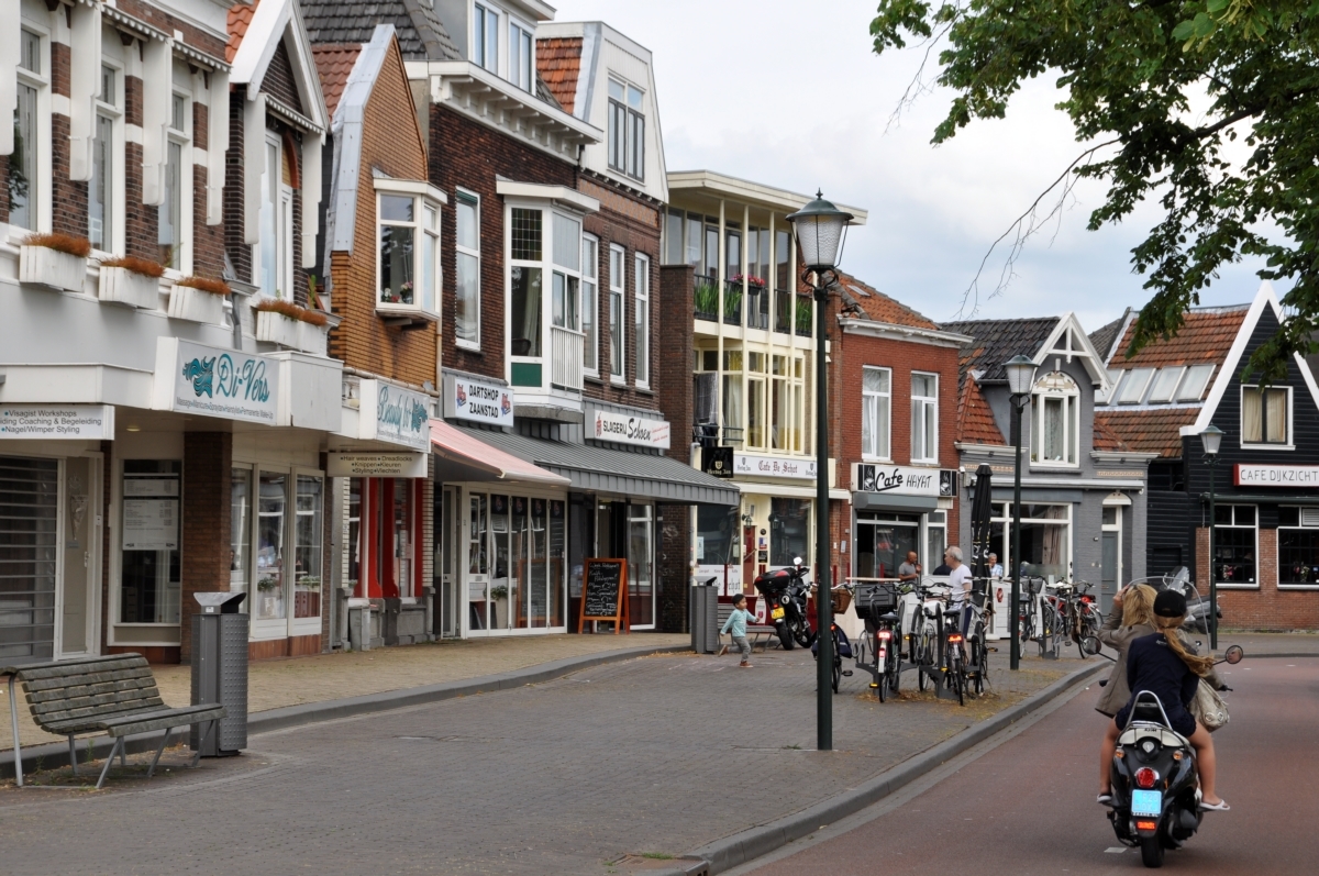 Foto van winkeliers in Zaandam